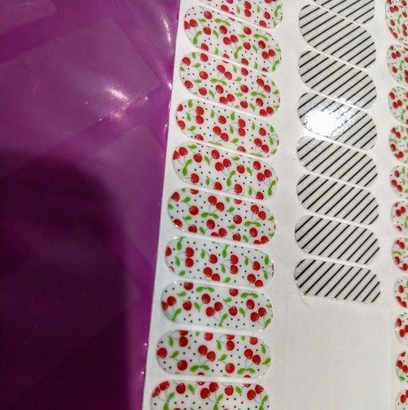 🍒 Cherry-o Jamberry - Picture 4 of 4